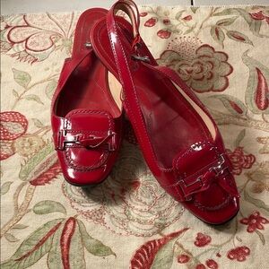 Tod's Red Patent Leather Gold Hardware Flats Low Block Slingback Sleek Design